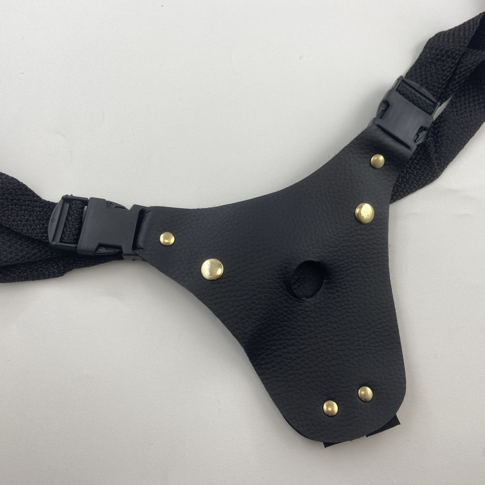 Cinta Peniana em Couro Sinttico Prtese Pnis Realstico 13x2,3cm Soulsex