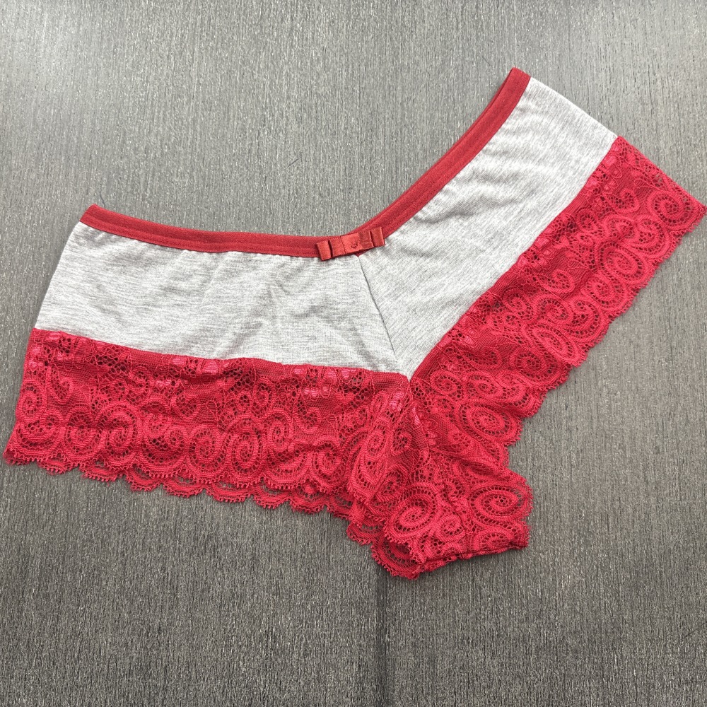 Conjunto com Bojo em Tecido Mescla e Renda