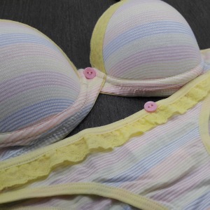 Conjunto microfibra detalhes em Boto