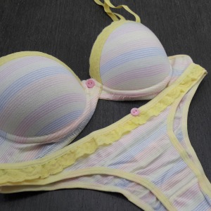 Conjunto microfibra detalhes em Boto