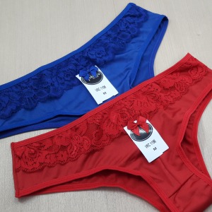 Calcinha em Poliamida com Detalhe em Renda e Lao
