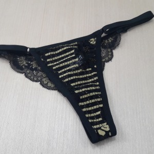 Camisola Renda Dourada com Tule