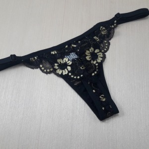 Camisola Renda Dourada com Tule