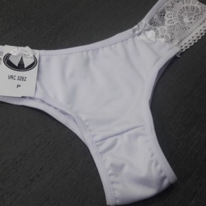 Conjunto em Microfibra Lisa e Renda