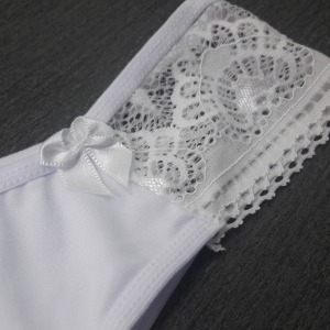 Conjunto em Microfibra Lisa e Renda