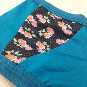 Caleon em Microfibra com Detalhe Estampado