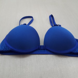 Conjunto em Microfibra com Fechamento Frontal 