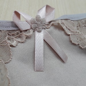 Calcinha Em Microfibra Detalhe Em Renda