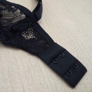 Conjunto Strappy e Renda