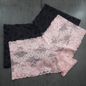 Camisete Com Caleon Em Renda 