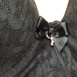 Conjunto Strappy em Microfibra e Renda