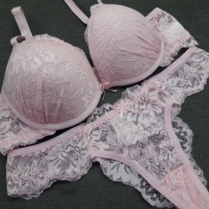 Conjunto Com Bojo Em Poliamida e Renda 