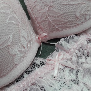 Conjunto Com Bojo Em Poliamida e Renda 