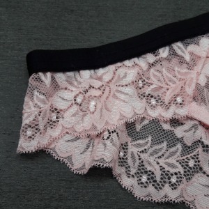 Calcinha em Renda com Elstico