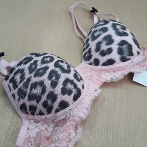 Conjunto Renda e Animal Print 