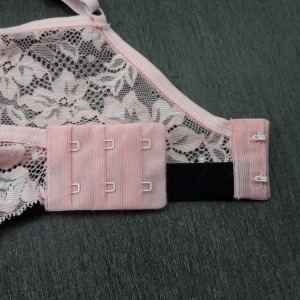 Mini Corpet em Renda Detalhe Elstico