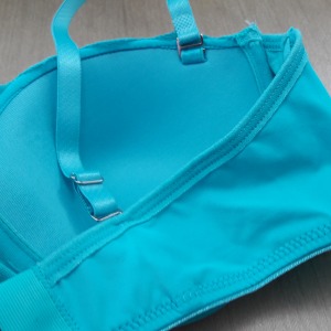 Conjunto Poliamida e Renda com Alas Removveis