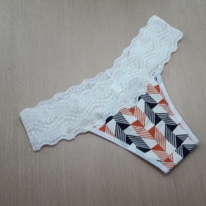 Tanga Cintura em Renda