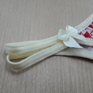 Tanga Estampada com Tirinhas Laterais 