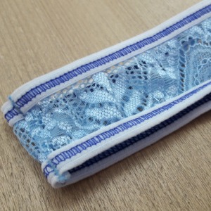 Calcinha Fio em Renda Vis Fino 