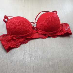 Suti Strappy com Renda 