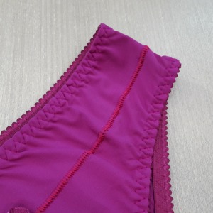 Calcinha Lisa com Lao 