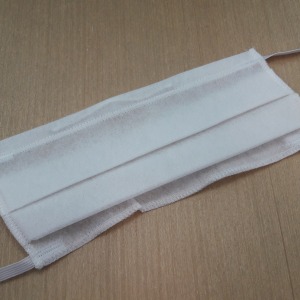 Kit com 50 Mscaras de TNT Dupla - Descartvel (2000)