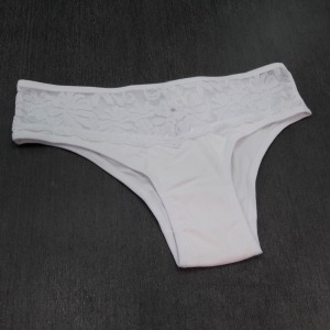 Calcinha Biquni Micro e Renda