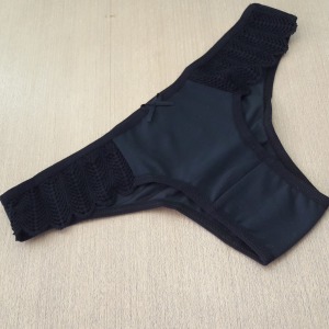 Calcinha Bsica Avulsa com Renda