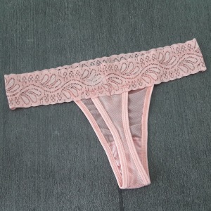 Tanga Sapequinha Fio Dental em Tule