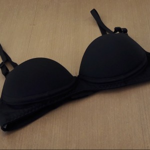 Suti Clssico Liso Com Bojo