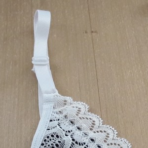 Short Doll Thalia em Microfibra com Detalhes em Renda e Lao