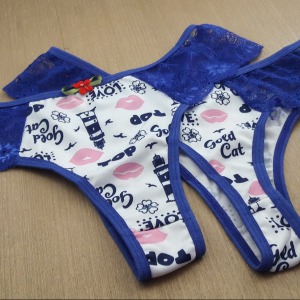 Tanga Berenice em Microfibra Estampada e Renda