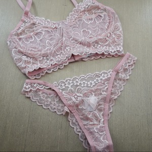 Conjunto Fio Antonela Sem Bojo e Com Arco em Renda de Poliamida