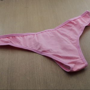 Tanga Giovana em Microfibra e Renda