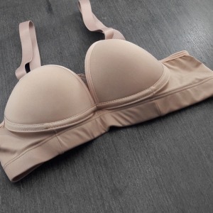 Suti Ala e Pala Reforada com Tapa Decote em Renda