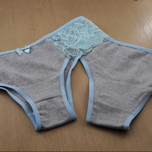 Calcinha de Algodo Lateral em Renda