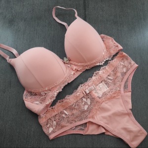 Conjunto Alice com Bojo Fio Duplo Detalhes Renda