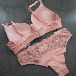 Conjunto Alice com Bojo Fio Duplo Detalhes Renda