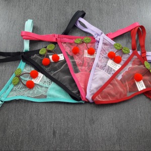 Tanga Fio Dental Cereja Pompom