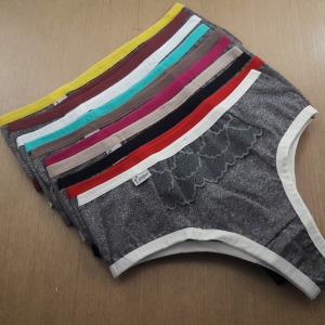 Calcinha Cavada Tecido Mescla Vis Colorido