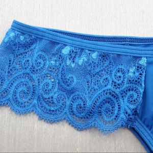 Calcinha com Renda Lateral