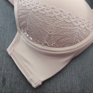 Suti Plus Size com Bojo e Espuma