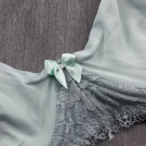 Suti sem Bojo com Arco e Renda