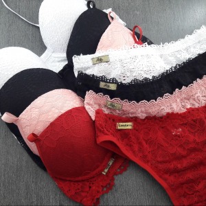 Conjunto com Bojo Rendado