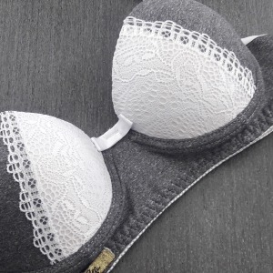 Conjunto Fio com Bojo e Renda