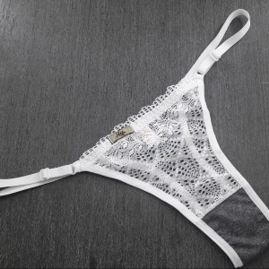 Conjunto Fio com Bojo e Renda