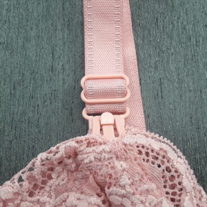 Suti Amamentao de Renda