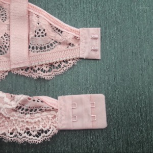 Suti Amamentao de Renda