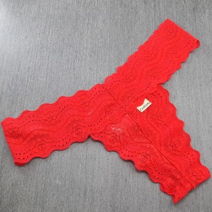 Tanga sem Vis em Renda